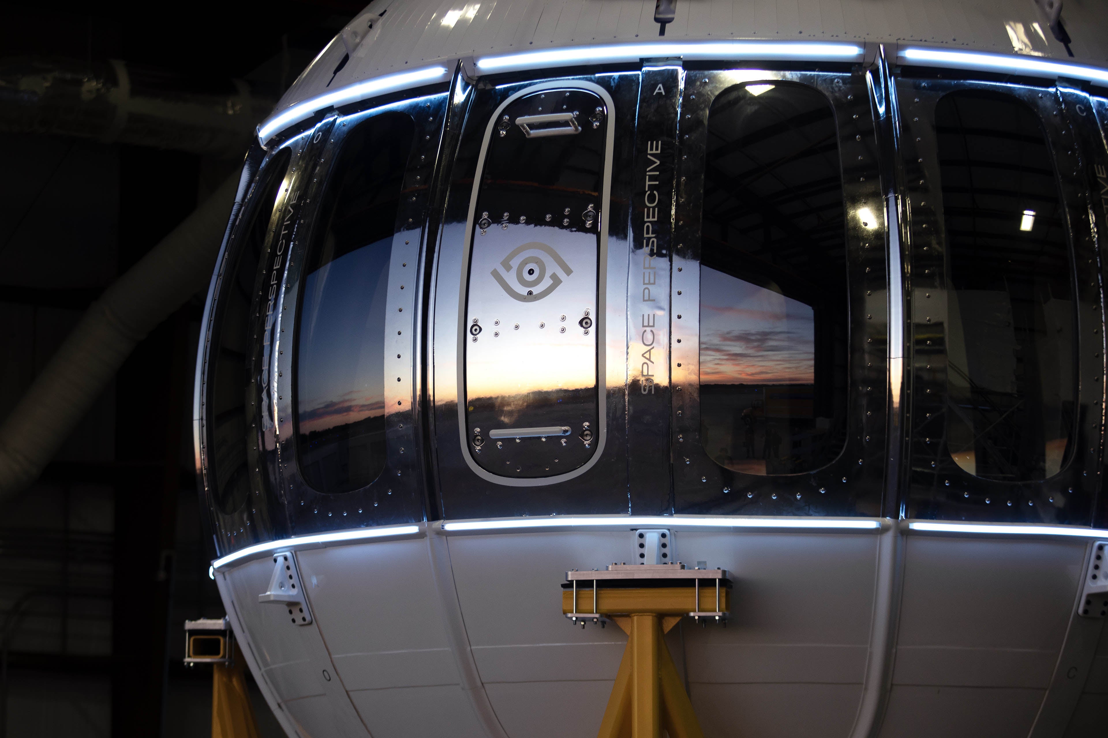 space, nasa, technology, thrill seekers can now travel to the edge of space space in a giant hot air balloon for £100k